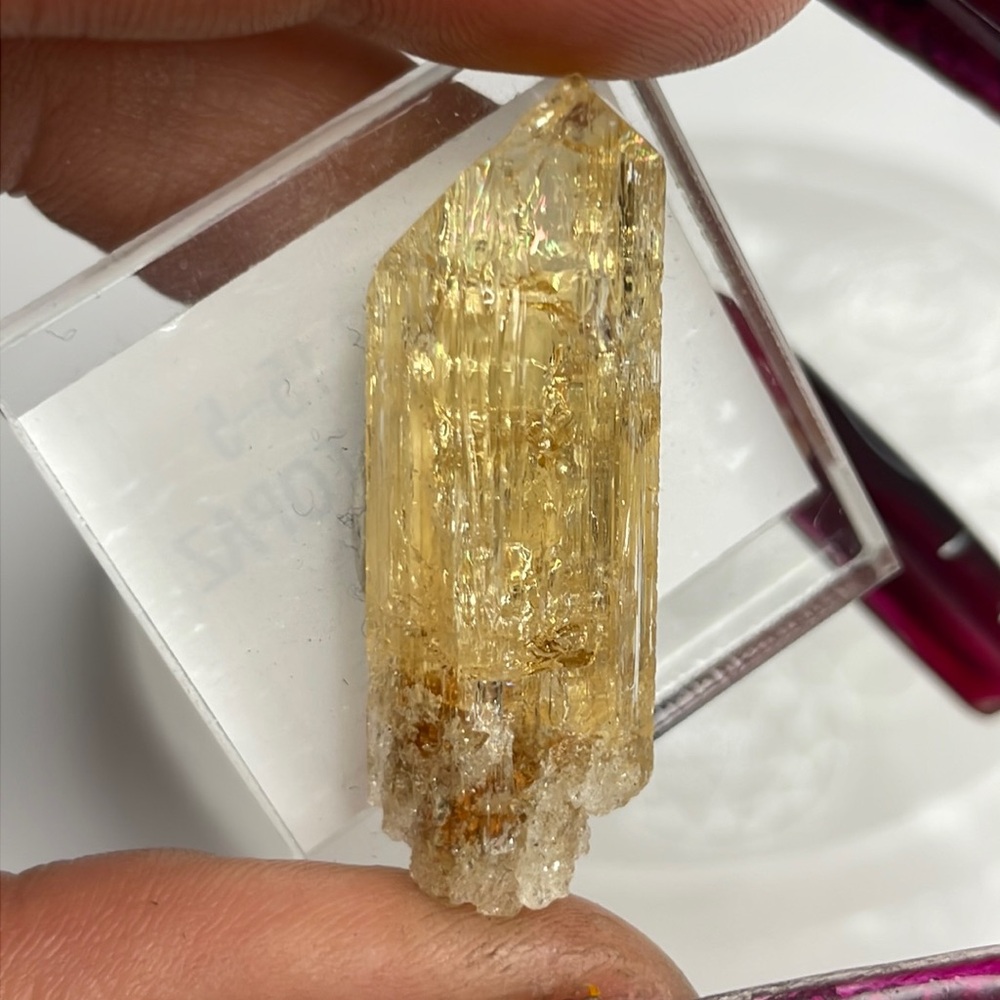 Imperial Topaz - IT02 - Picture 1 of 5